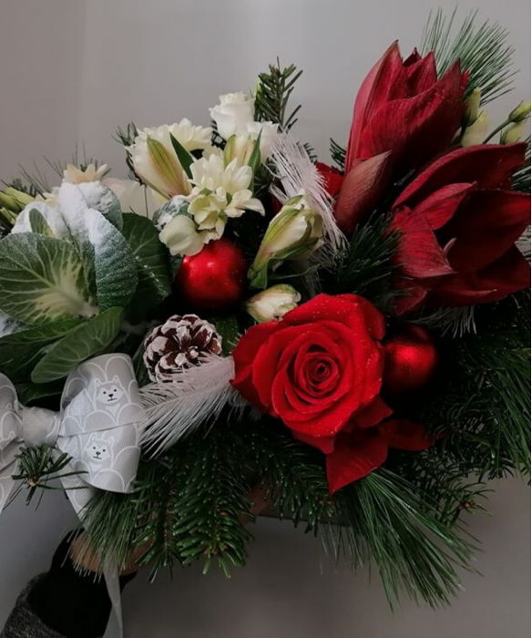 Ladita de lemn cu flori