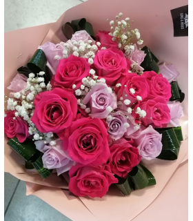 Buchet mix roses pink and purple
