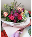 Buchet mix trandafiri,lalele si lisianthus